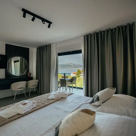 Willa Seaphoria Luxury Modern *