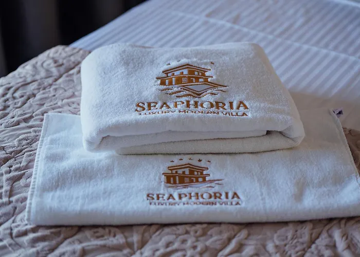 Villa Seaphoria Luxury Modern *