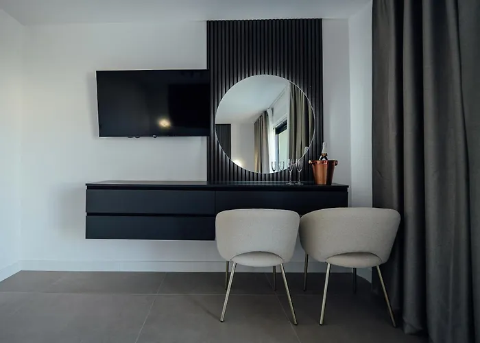 Seaphoria Luxury Modern