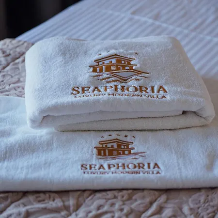 빌라 Seaphoria Luxury Modern *